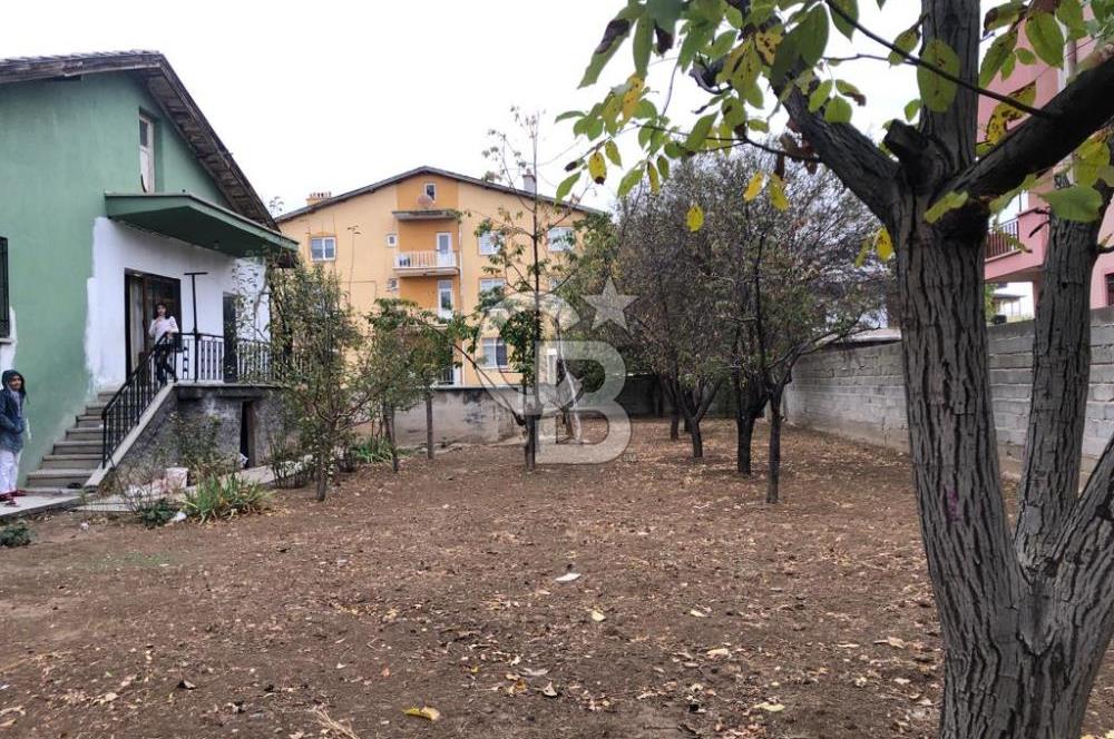 CB DİNAMİK GAYRİMENKULDEN MERAM SELVER'DE KÖŞE PARSEL SATILIK VİLLA ARSASI