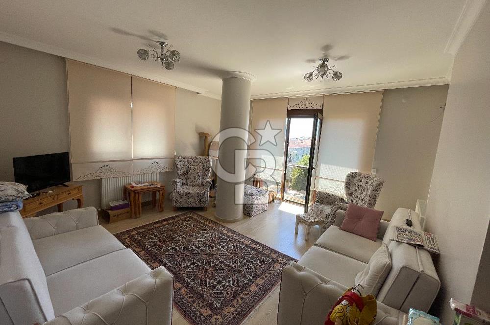 Acıbadem Caddesine 50 Mt Ara kat 2+1 Ferah Satılık Daire