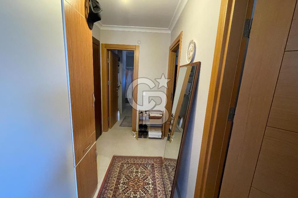 Acıbadem Caddesine 50 Mt Ara kat 2+1 Ferah Satılık Daire