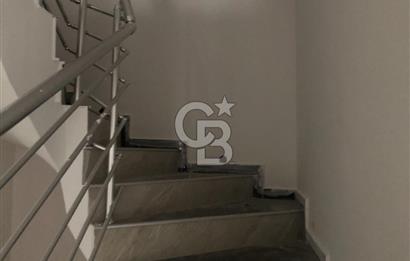 İNCEK KÖY İÇİNDE BİTMİŞ LÜKS 4+1