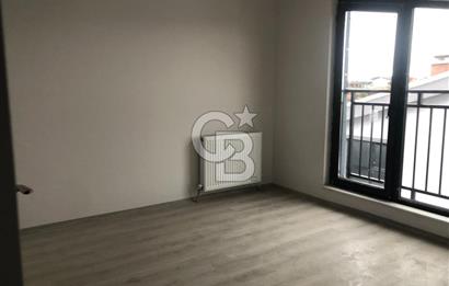 İNCEK KÖY İÇİNDE BİTMİŞ LÜKS 4+1