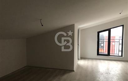İNCEK KÖY İÇİNDE BİTMİŞ LÜKS 4+1