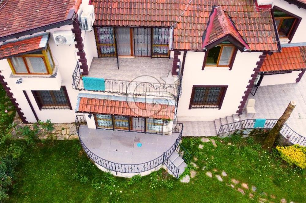 CB AKADEMİ Sapanca'de Satılık Müstakil Villa