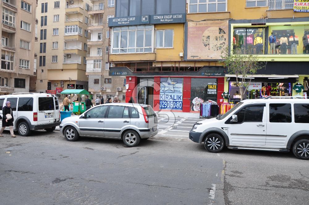 ATATÜRK BULVARINDA KURUMSALA KİRALIK DÜKKAN