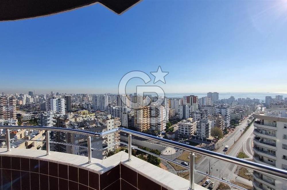 Mersin Yenişehir Nevit Kodallı Caddesinde Satılık Deniz Manzaralı 5+1 Lüks Daire