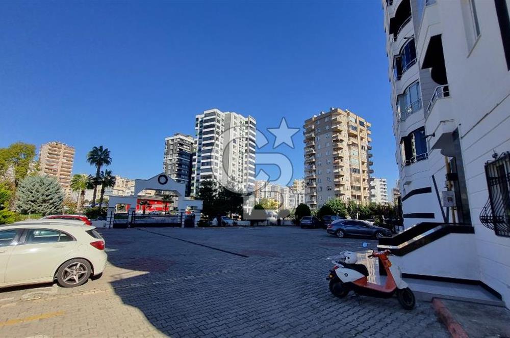 Mersin Yenişehir Nevit Kodallı Caddesinde Satılık Deniz Manzaralı 5+1 Lüks Daire