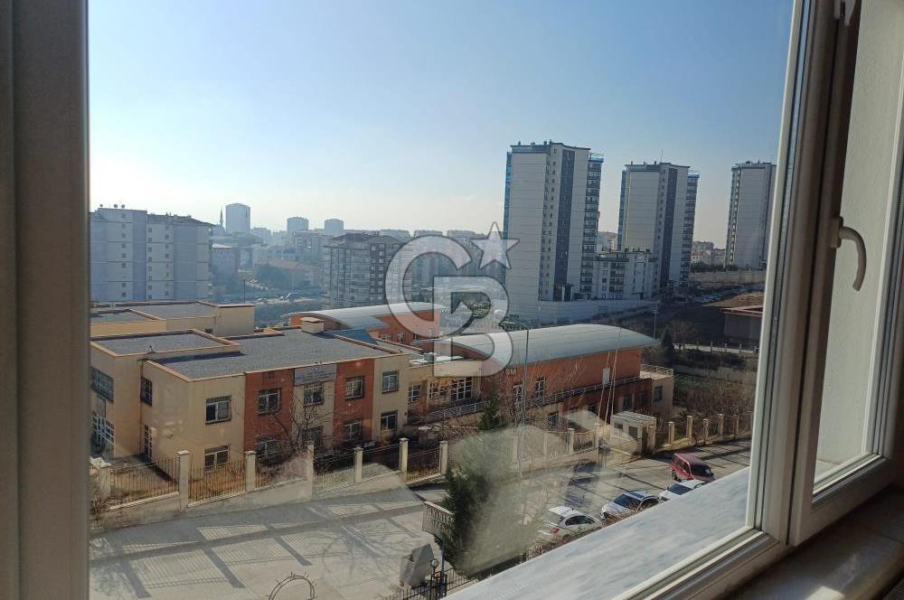 SERHAT MAHALLESİNDE SAKİNLER SİTESİNDE SATILIK 3+1 DAİRE
