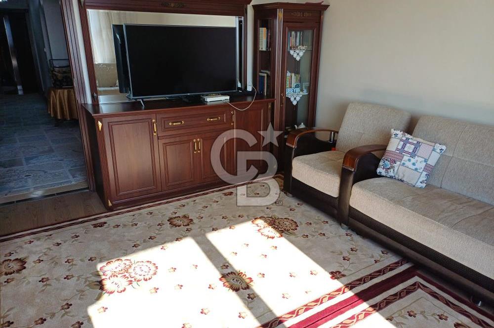SERHAT MAHALLESİNDE SAKİNLER SİTESİNDE SATILIK 3+1 DAİRE