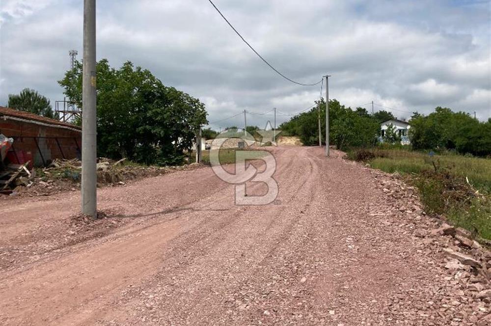 İZMİT GÖKÇEVİRAN YOL KENARI DOĞALGAZ ELEKTRİK OLAN SATILIK TARLA