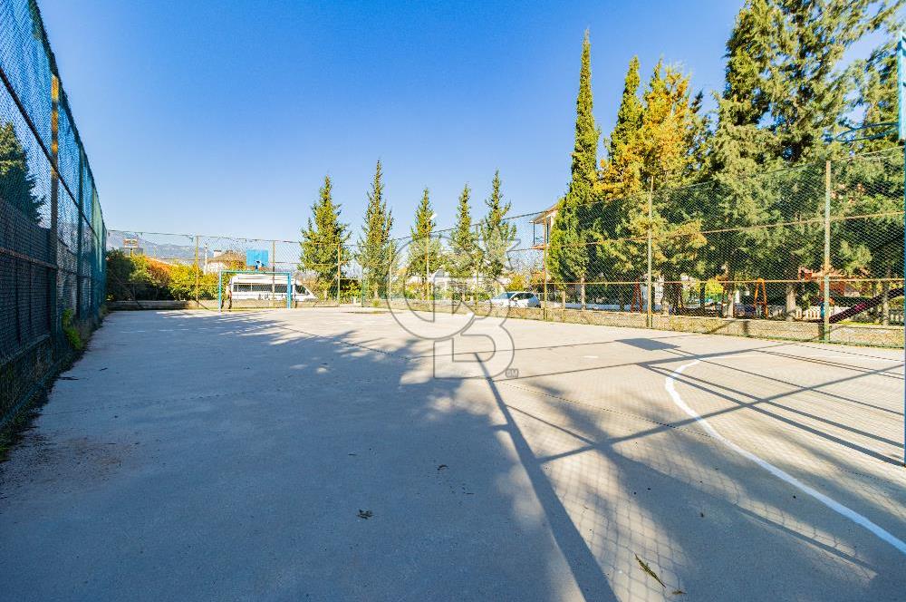 DÖŞEMEALTI MERKEZİ LOKASYONDA BAHÇELİ TRİPLEKS 4+1