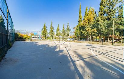 DÖŞEMEALTI MERKEZİ LOKASYONDA BAHÇELİ TRİPLEKS 4+1