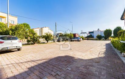 DÖŞEMEALTI MERKEZİ LOKASYONDA BAHÇELİ TRİPLEKS 4+1