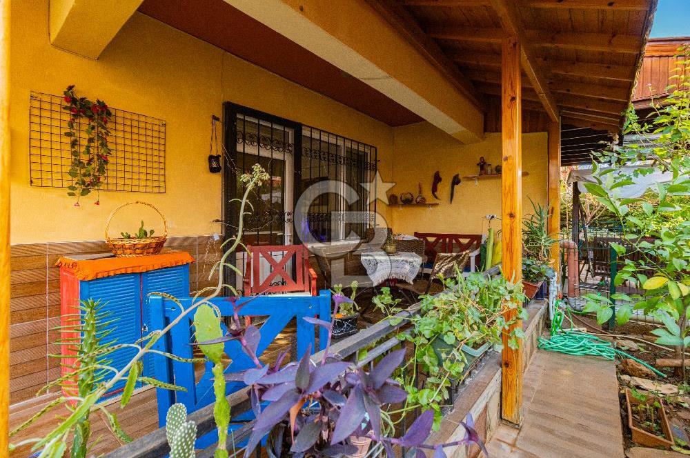 DÖŞEMEALTI MERKEZİ LOKASYONDA BAHÇELİ TRİPLEKS 4+1