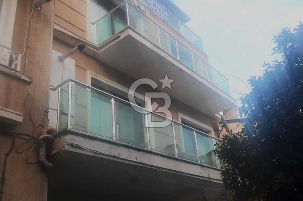 heybeliada'da 3+1 doğalgaz kombili iskânlı ara kat daire.