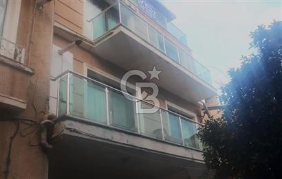 heybeliada'da 3+1 doğalgaz kombili iskânlı ara kat daire.