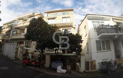 heybeliada'da 3+1 doğalgaz kombili iskânlı ara kat daire.