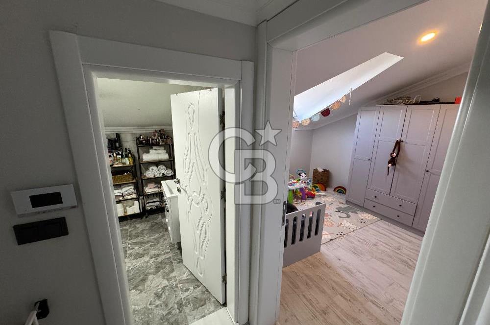 KARAMÜRSEL'DE EŞSİZ MANZARALI SATILIK 2+1 DUBLEKS DAİRE