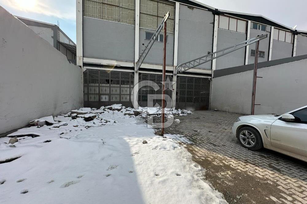 COLDWELL BANKER'den YEŞİLTEPE SANAYİ BÖLGESİ'nde 700 m² İŞ YERİ