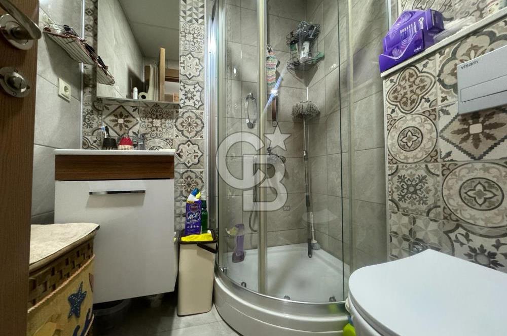 NERGİZ'DE; KAPALI MUTFAK, 2 BANYO, YENİ BİNA, EŞYALI KİRALIK 2+1