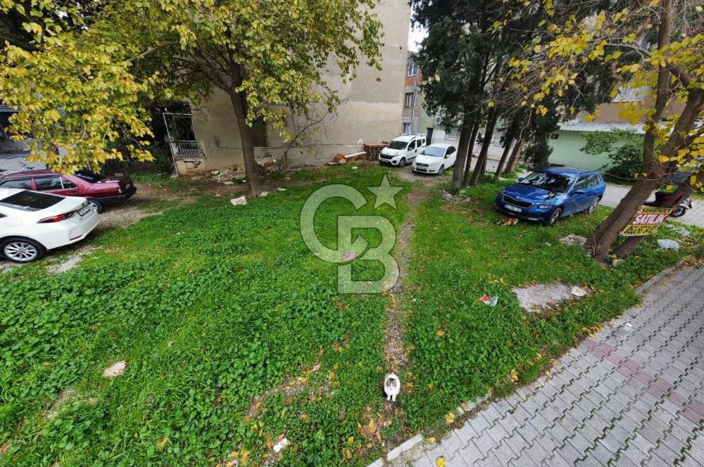 Bornovanın kalbinde 115 m2 imarlı yatırıma uygun satılık arsa