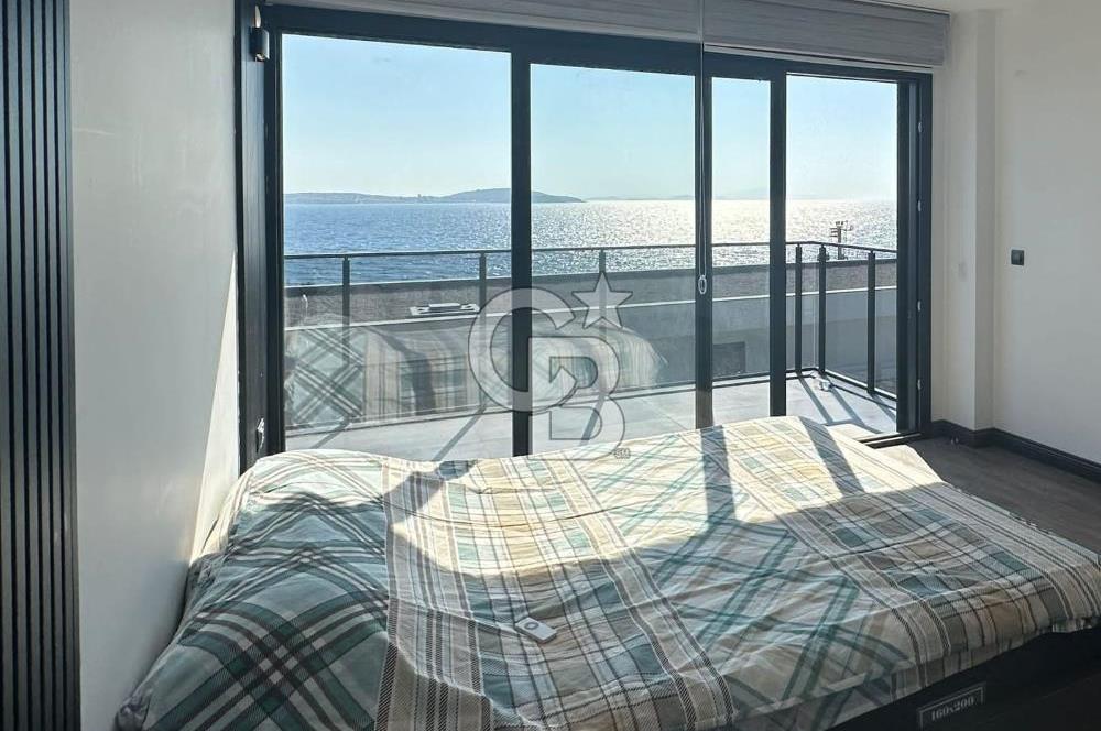 Denize 50 Adım Bahçeli Lüks Villa