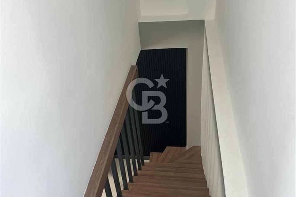 Denize 50 Adım Bahçeli Lüks Villa