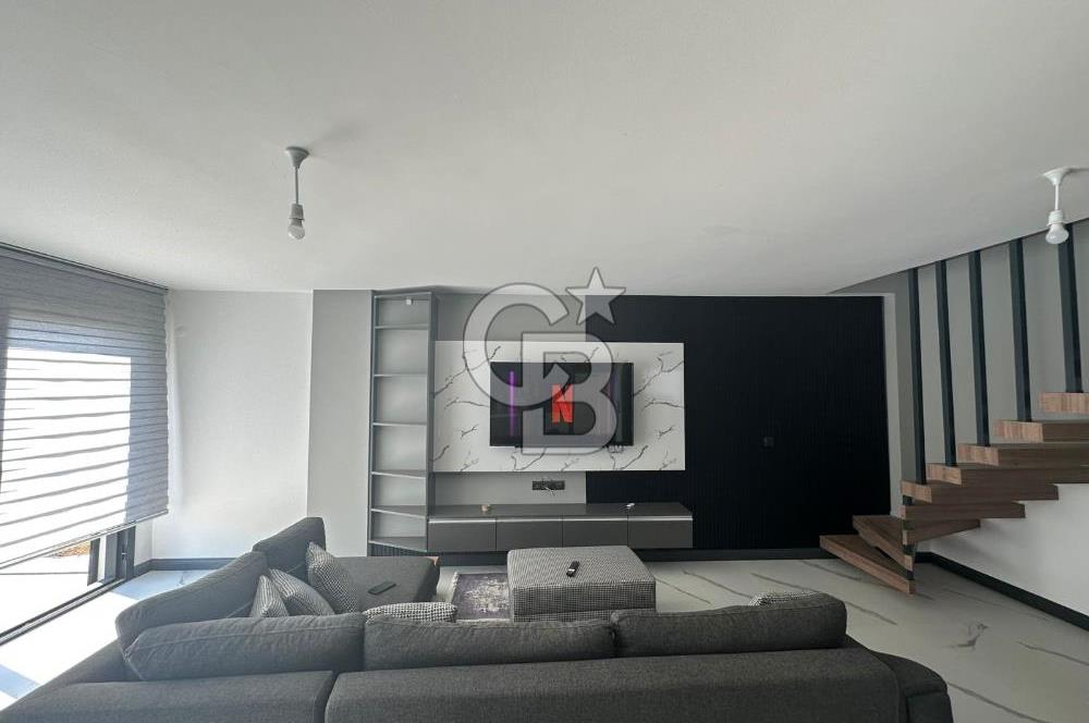 Denize 50 Adım Bahçeli Lüks Villa