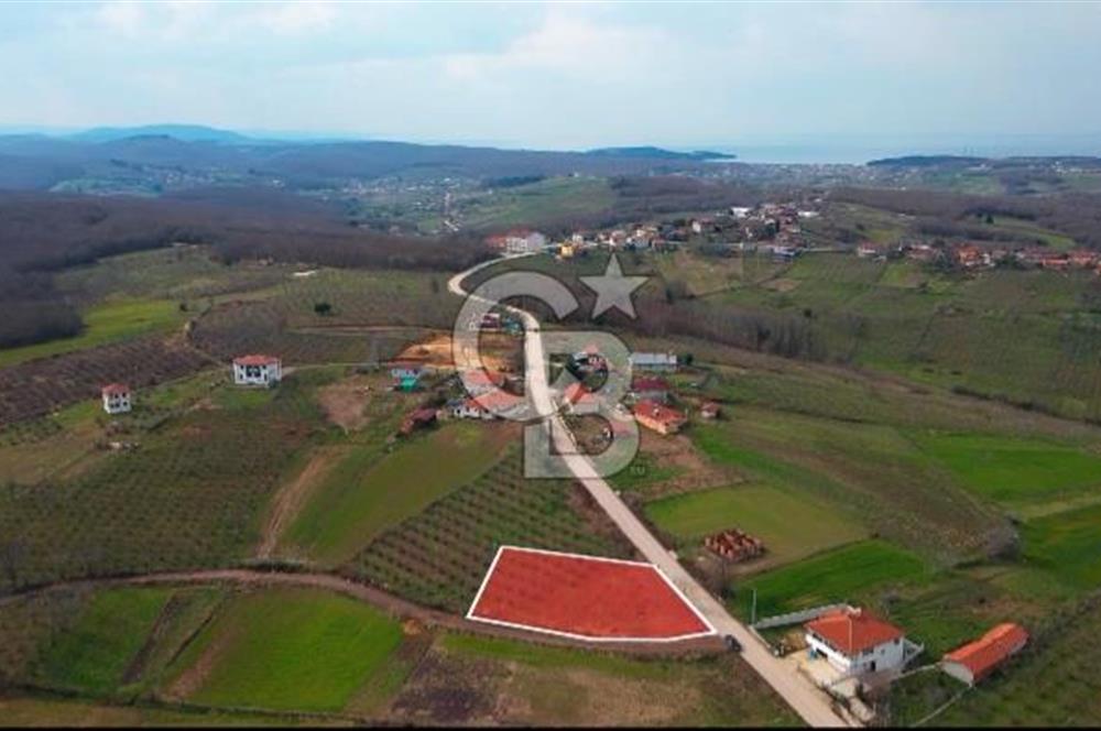 Kandıra ballar'da Asfalt yola cephe %40 imarlı satılık arsa