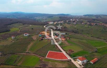 Kandıra ballar'da Asfalt yola cephe %40 imarlı satılık arsa
