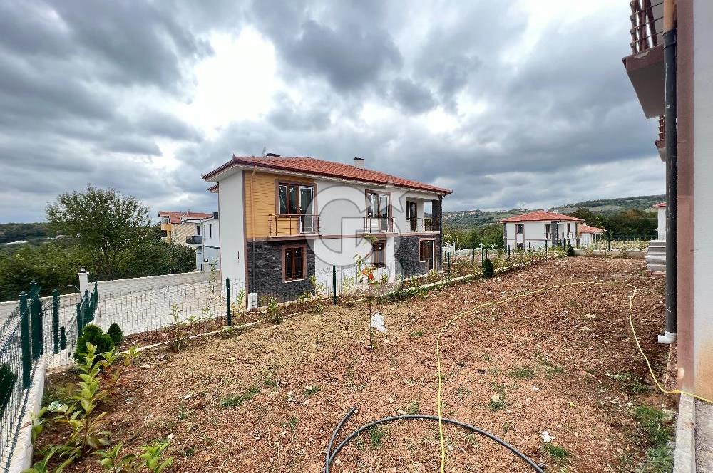 İzmit Müstakil Bahçeli Satılık 4+1 Villa %50 Peşin 24 Ay Vade