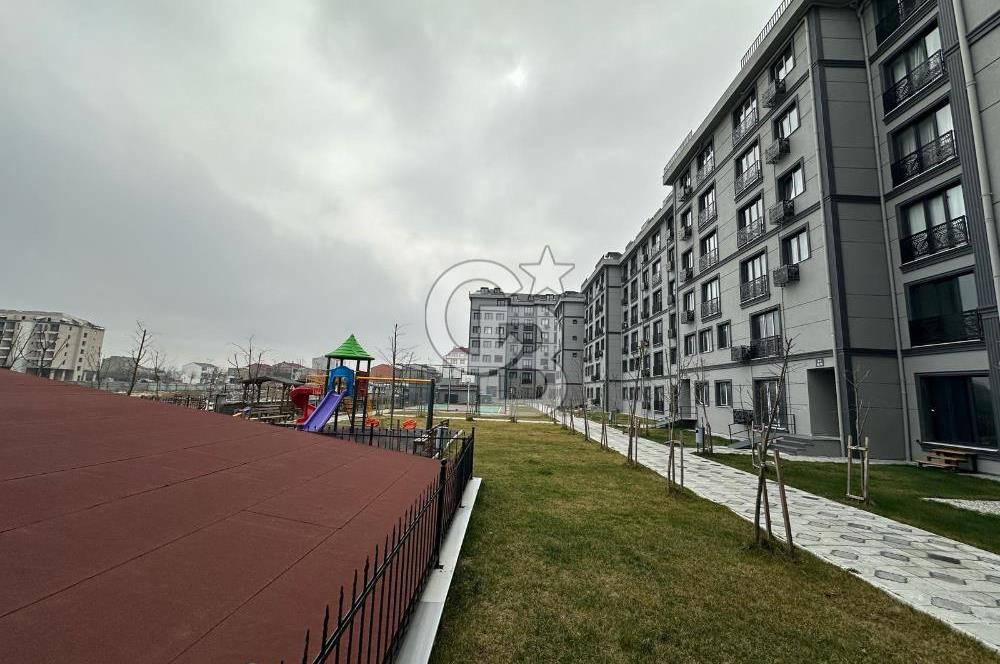 Arnavutköy Skypark2 sitesinde 1+1 Satılık önü açık daire.