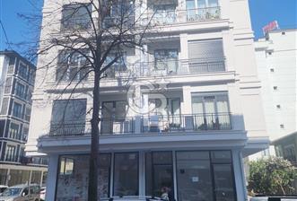 KARTAL CEVİZLİ ÇARŞIDA  KİRALIK DÜKKAN