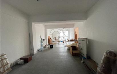 AYAZAĞA KOMPLE SATILIK TİCARİ BİNA