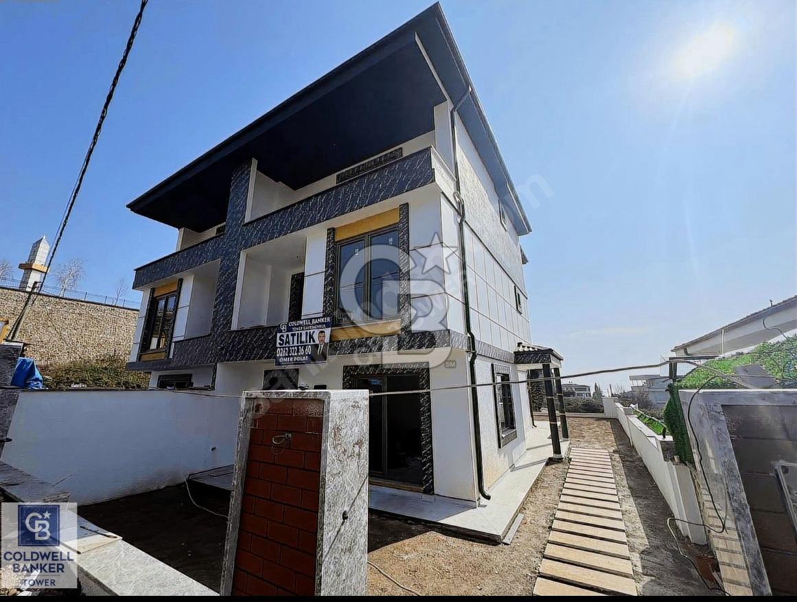 CB TOWER DERİNCE MERSİNCİK'TE TRİPLEKS 5+1 SIFIR SATILIK VİLLA
