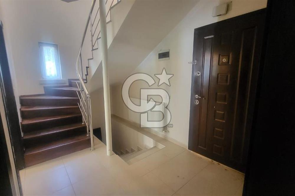 GÖLBAŞI UÇHİSAR SİTESİ SATILIK VİLLA