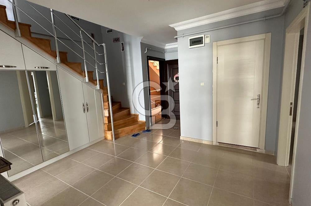 GEBZE MERKEZDE 240m2 4+2 KAPALI+AÇIK OTOPARKLI DUBLEX