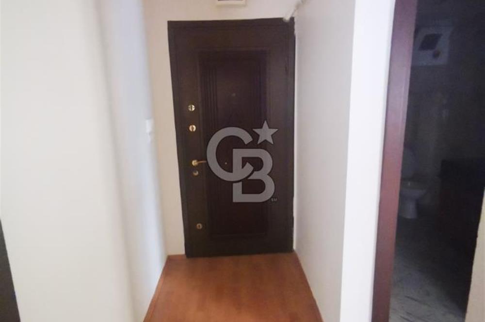 ÇAMLIK MAHALLESİ'NDE BAKIMLI 3+1 SATILIK DAİRE