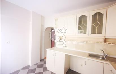 ÇAMLIK MAHALLESİ'NDE BAKIMLI 3+1 SATILIK DAİRE
