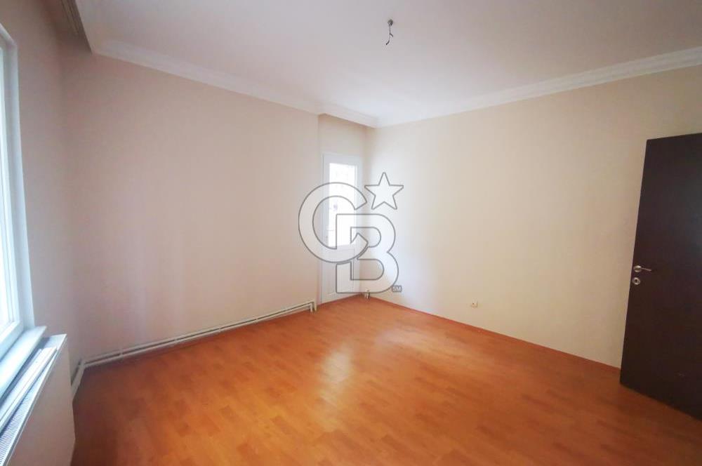 ÇAMLIK MAHALLESİ'NDE BAKIMLI 3+1 SATILIK DAİRE