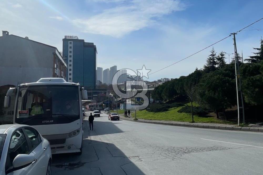 CB SE7EN'DAN ESENYURT BALIKYOLU'NDA SATILIK DEPOLU DÜKKAN