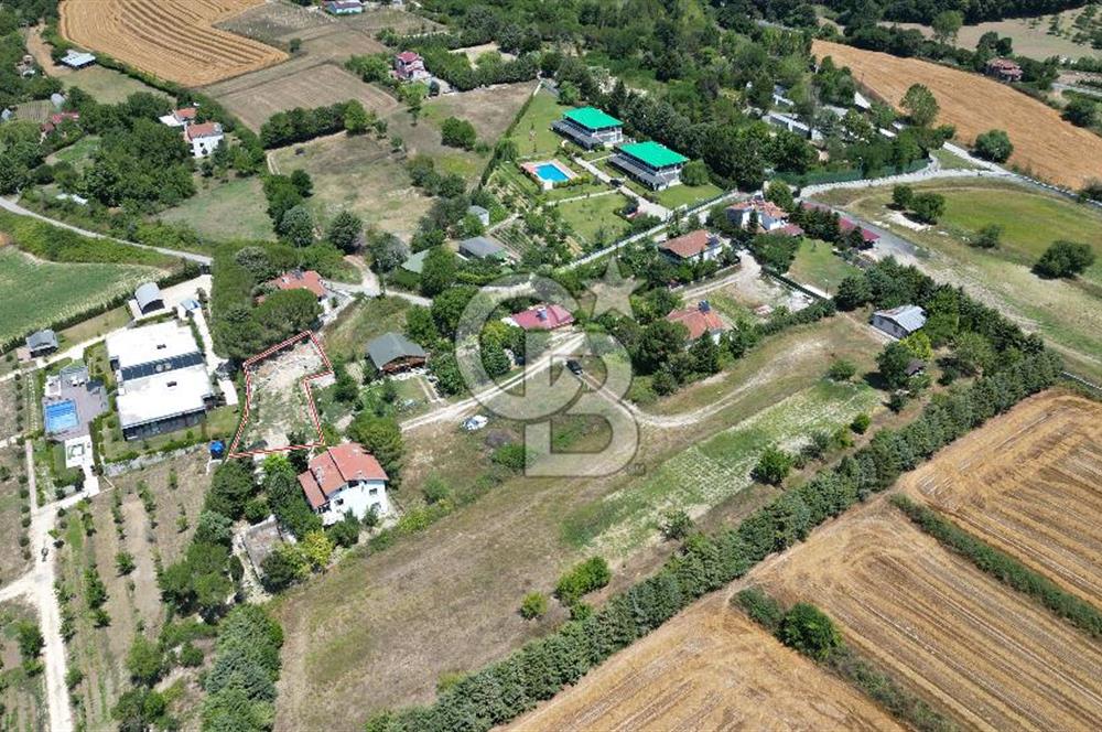 ÇATALCA KABAKÇA VİLLA BÖLGESİNDE 666 M2 FIRSAT ARSA