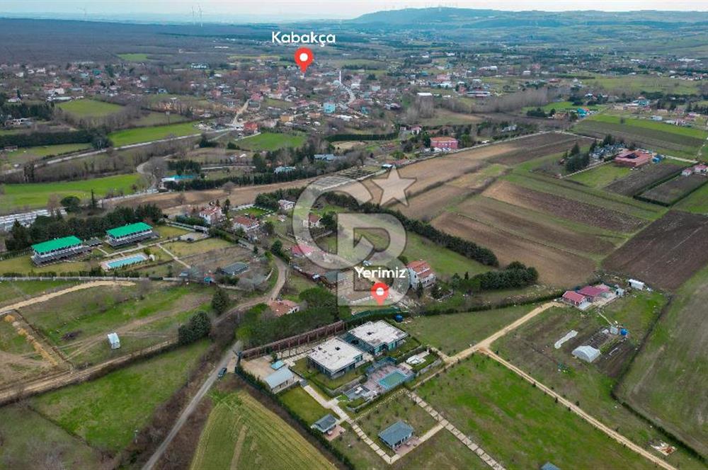 ÇATALCA KABAKÇA VİLLA BÖLGESİNDE 666 M2 FIRSAT ARSA