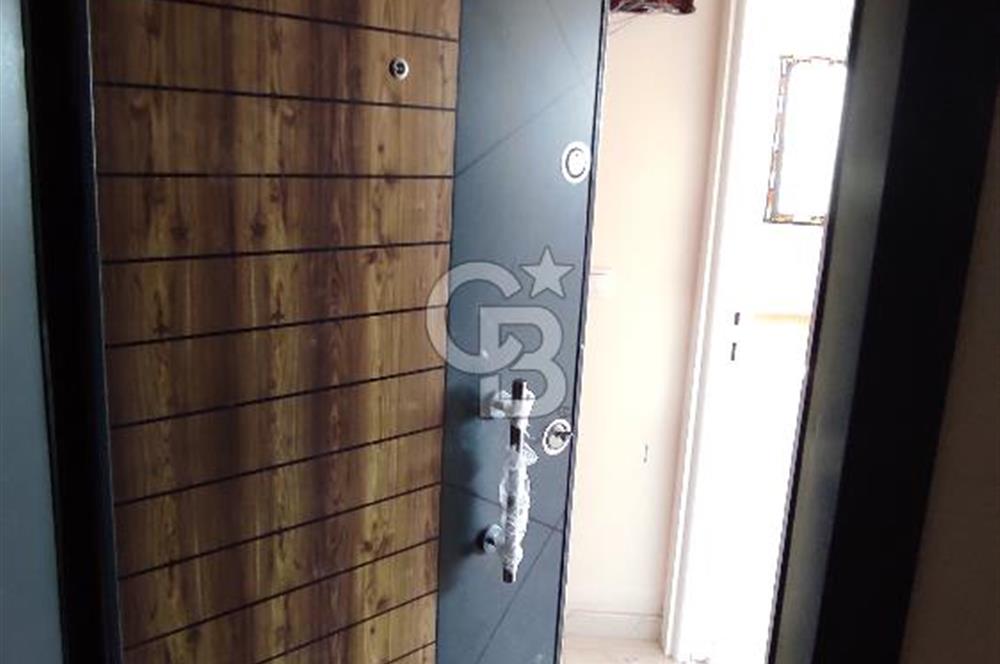 Avcılar Denizköşkler'de Deniz Manzaralı Satılık 2+1 Daire