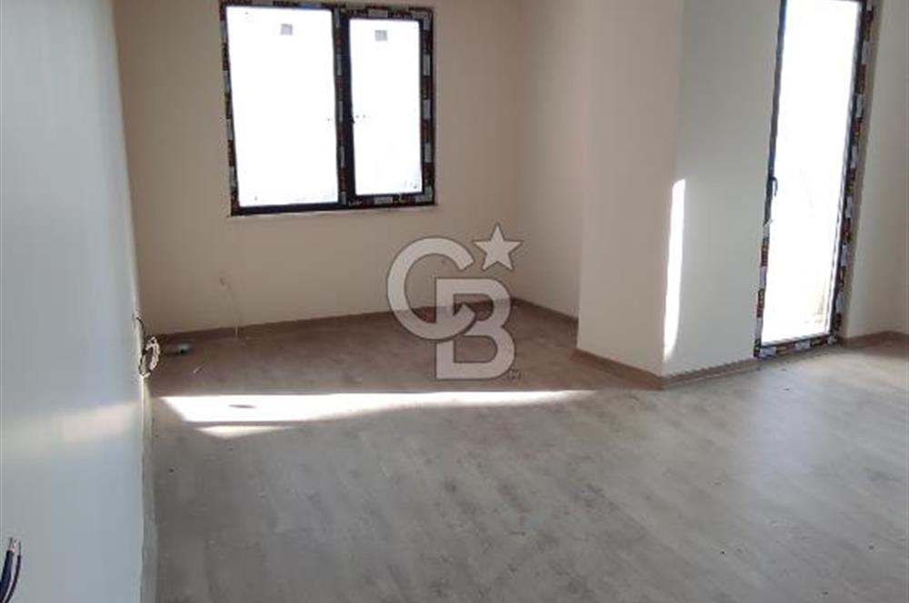 Avcılar Denizköşkler'de Deniz Manzaralı Satılık 2+1 Daire