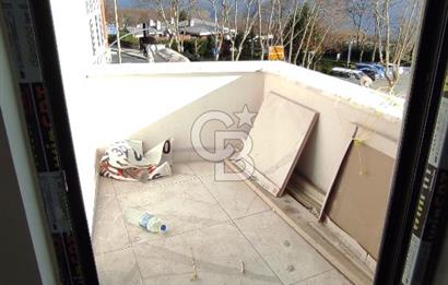 Avcılar Denizköşkler'de Deniz Manzaralı Satılık 2+1 Daire