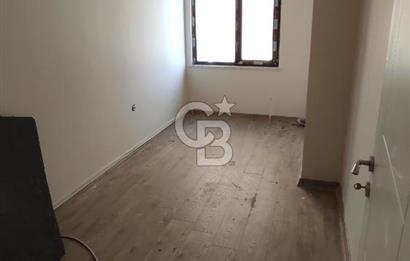 Avcılar Denizköşkler'de Deniz Manzaralı Satılık 2+1 Daire