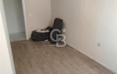 Avcılar Denizköşkler'de Deniz Manzaralı Satılık 2+1 Daire
