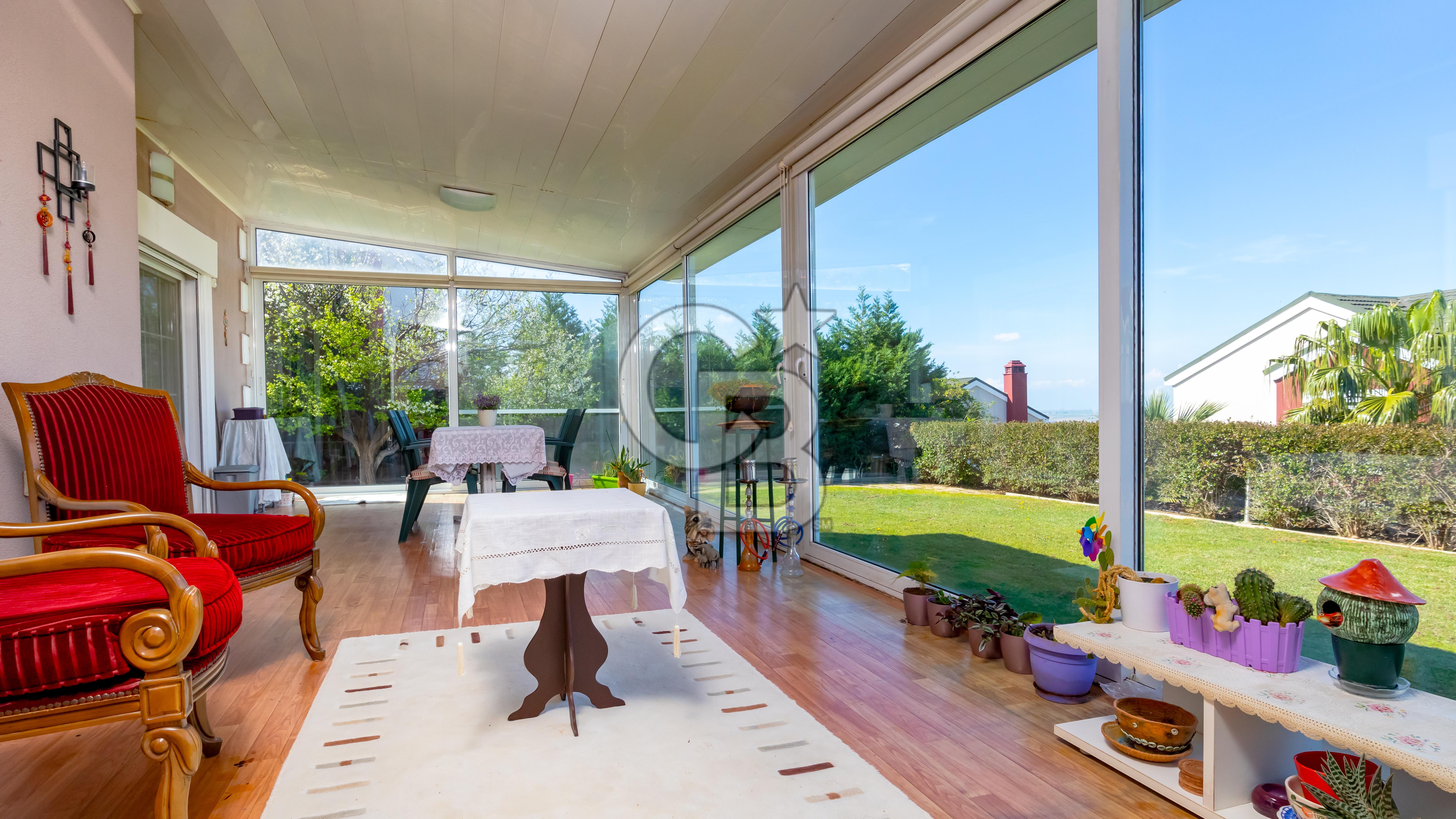 Yamaç Evler Sitesi ‘nde Müstakil 4+1 Satılık Villa