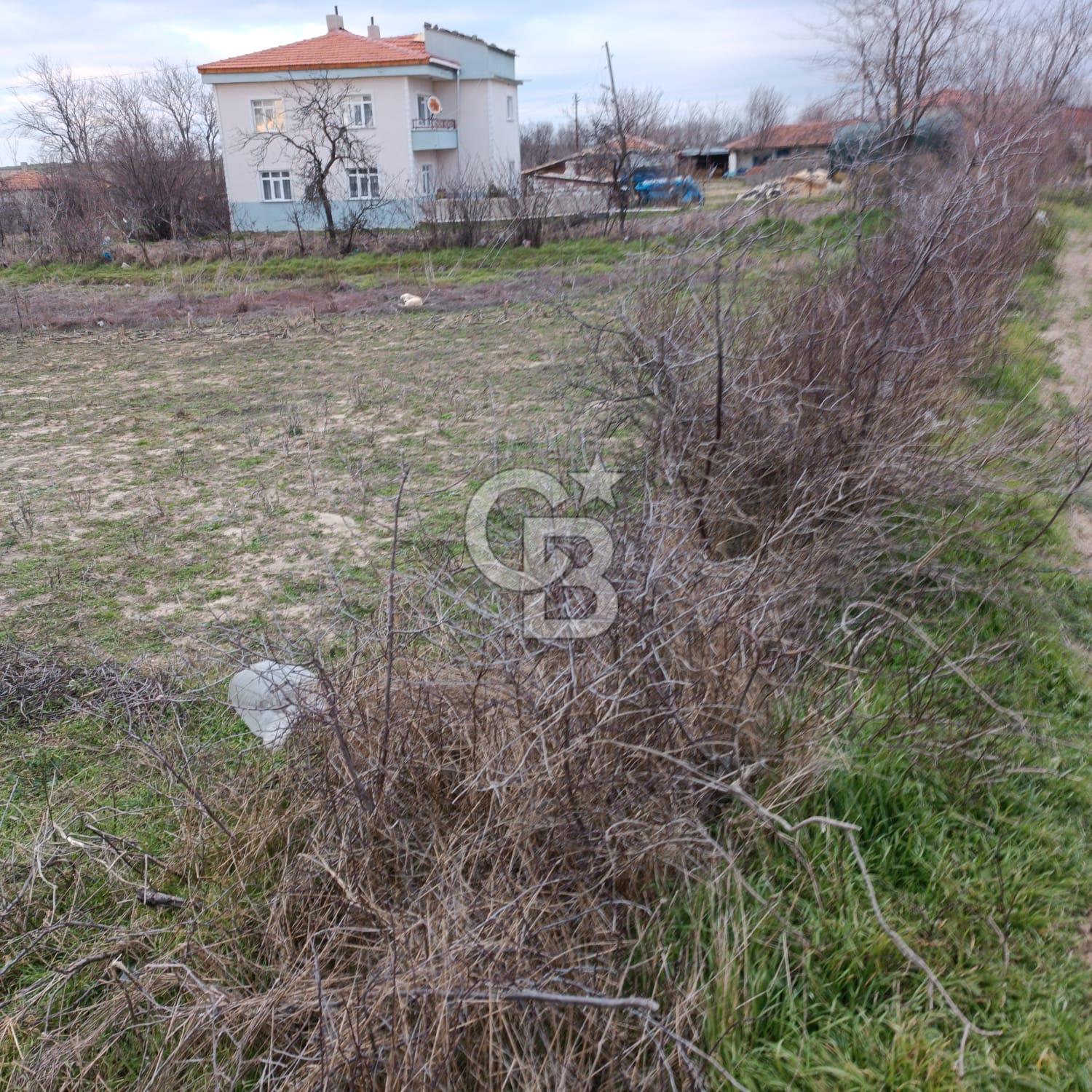 Edirne,İpsala,Hıdırköy'de 2.985 M2 Bahçeli Ev 