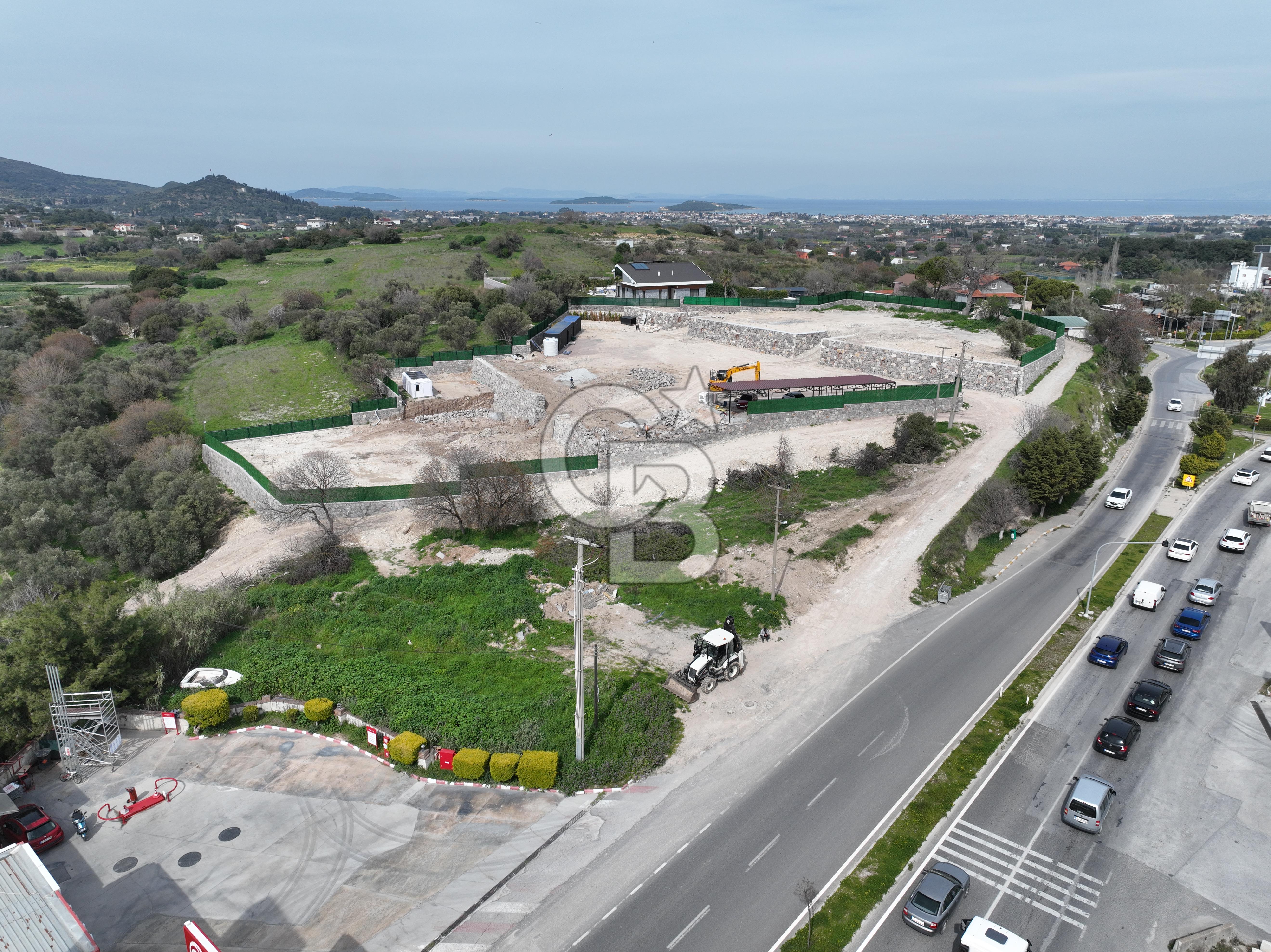 URLA İSKELE YEDİDEĞİRMENLER'DE SATILIK TARLA